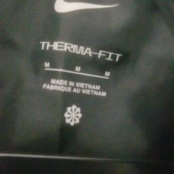 Nike Therma-Fit Running Vest (M) NWT - Picture 5 of 13